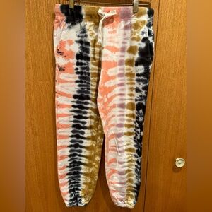 Electric & Rose Vendimia Jogger Tie Dye Rose Gray Black Gold Small